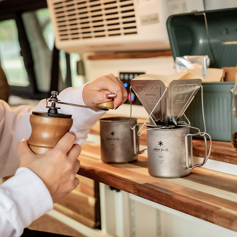 車内でコーヒー